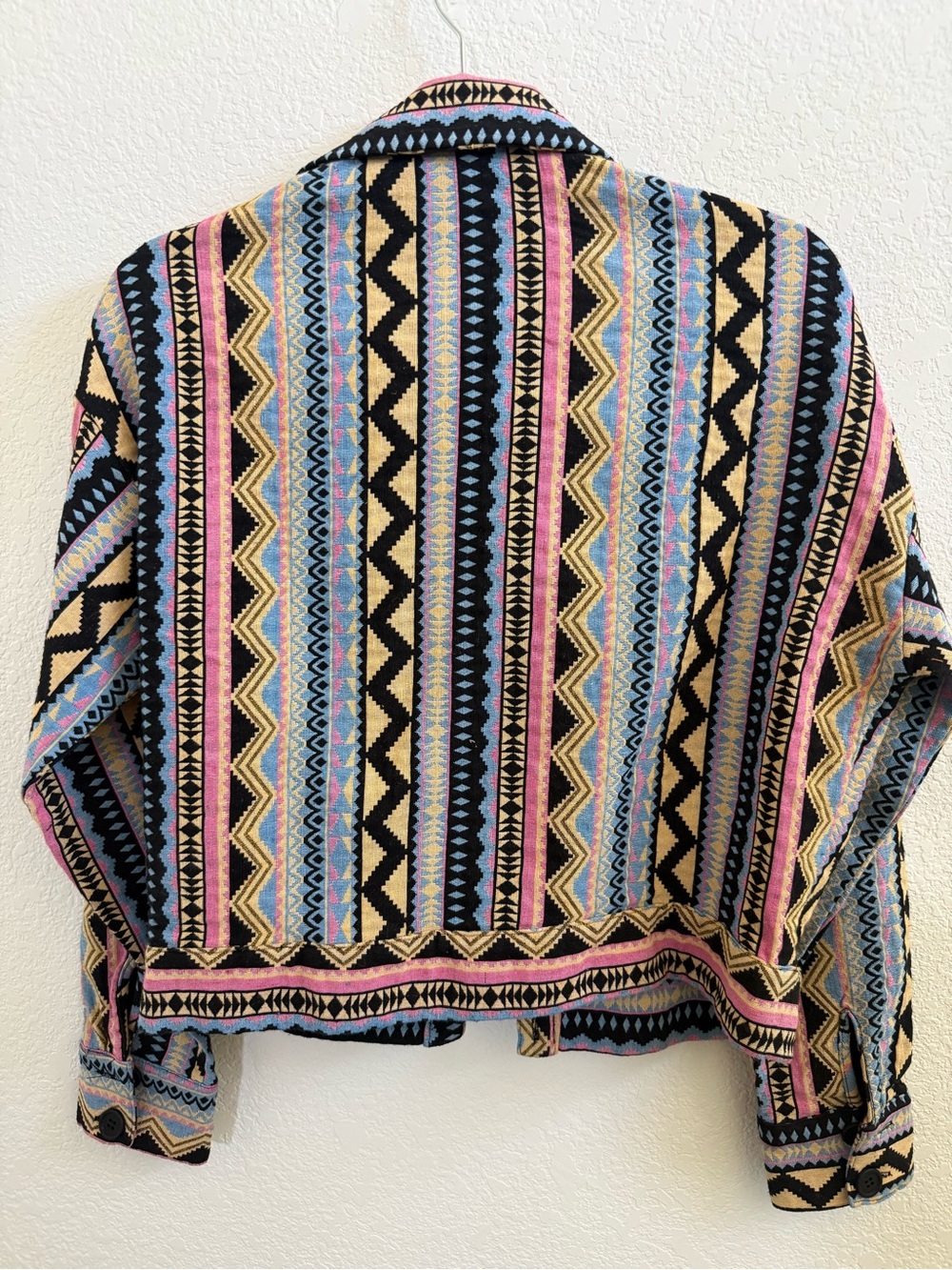 Woven Multi-Color Patterned Jacket - Women - Picture 2 of 2